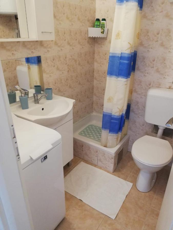Apartment Fortuna Nečujam Esterno foto