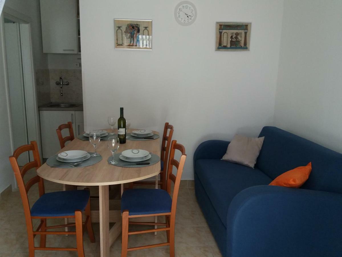 Apartment Fortuna Nečujam Esterno foto