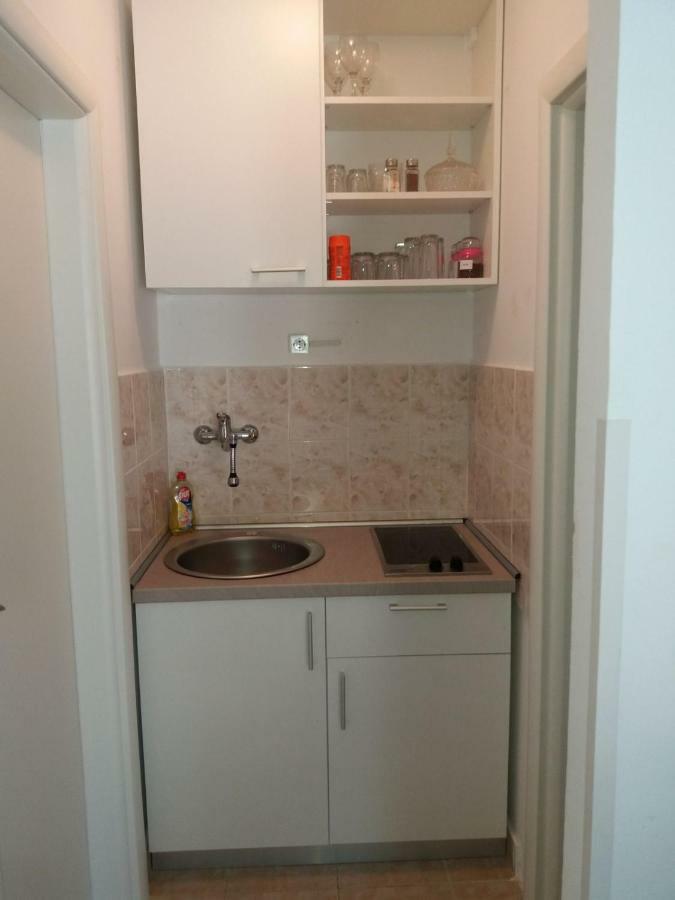 Apartment Fortuna Nečujam Esterno foto